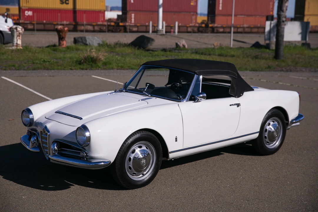 1965 Alfa Romeo Giulietta - Image 16 of 31