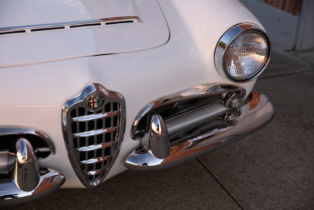1965 Alfa Romeo Giulietta - Image 26 of 31