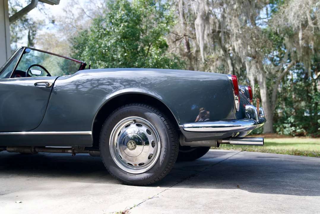 1965 Alfa Romeo Giulia GTC - Image 2 of 31