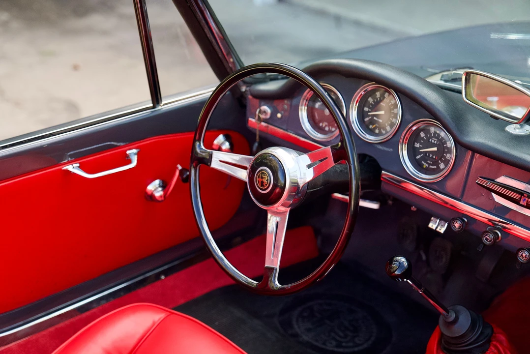 1965 Alfa Romeo Giulia GTC - Image 28 of 31
