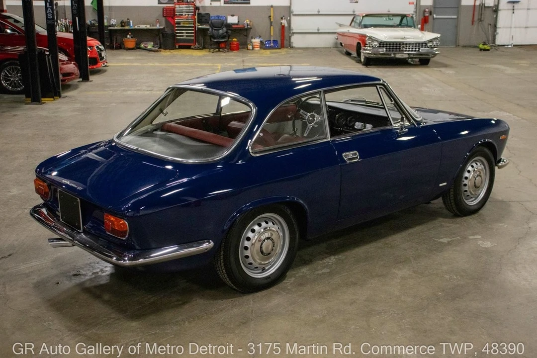 1965 Alfa Romeo Giulia Sprint GT - Image 7 of 21