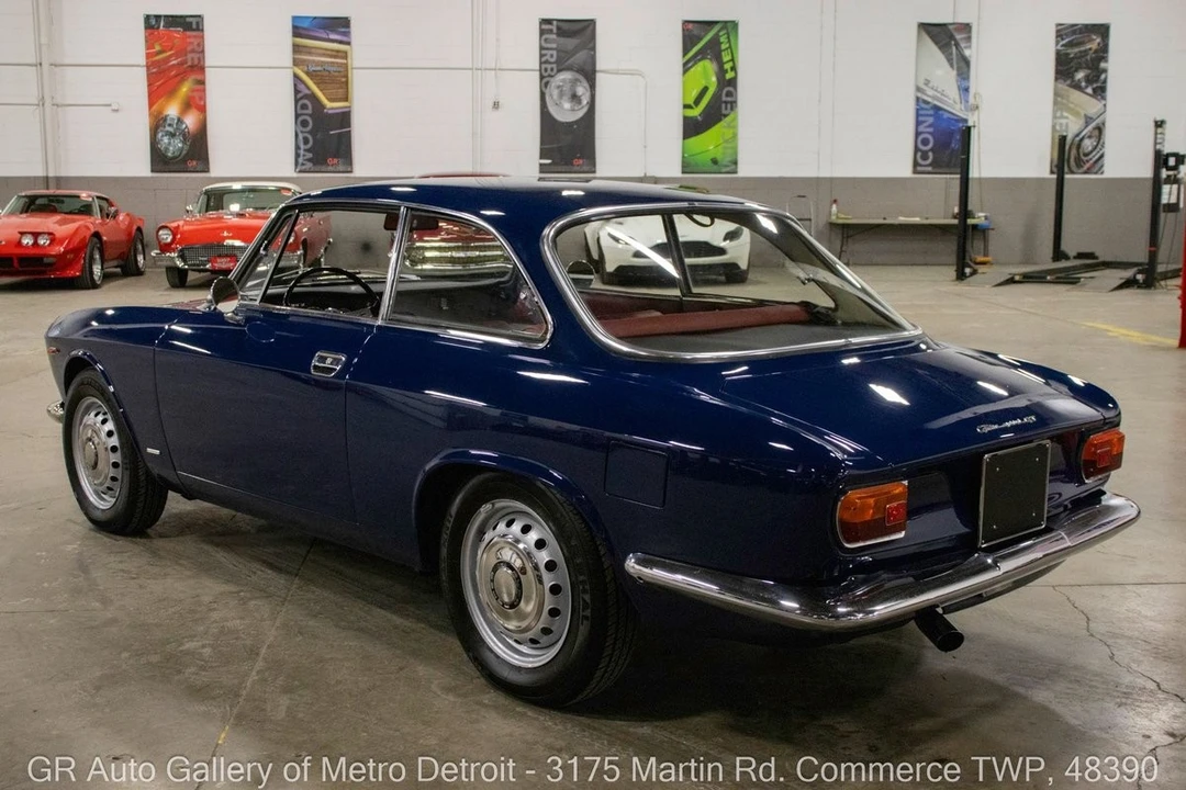 1965 Alfa Romeo Giulia Sprint GT - Image 4 of 21
