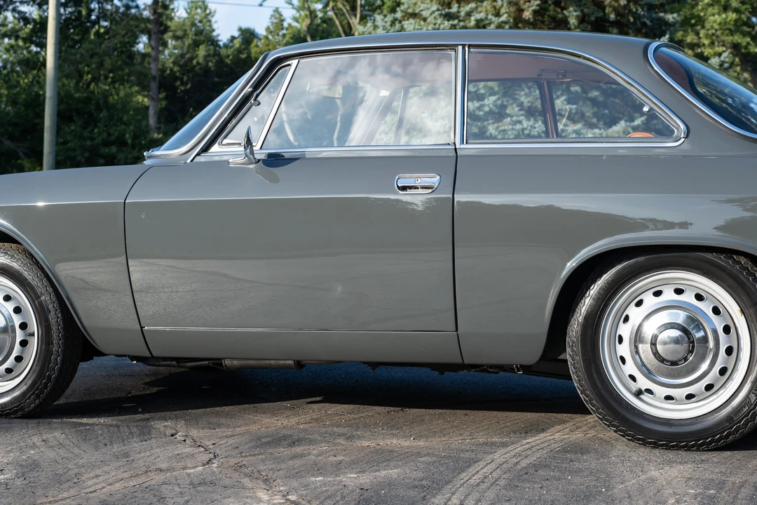 1965 Alfa Romeo Giulia Sprint GT - Image 30 of 31