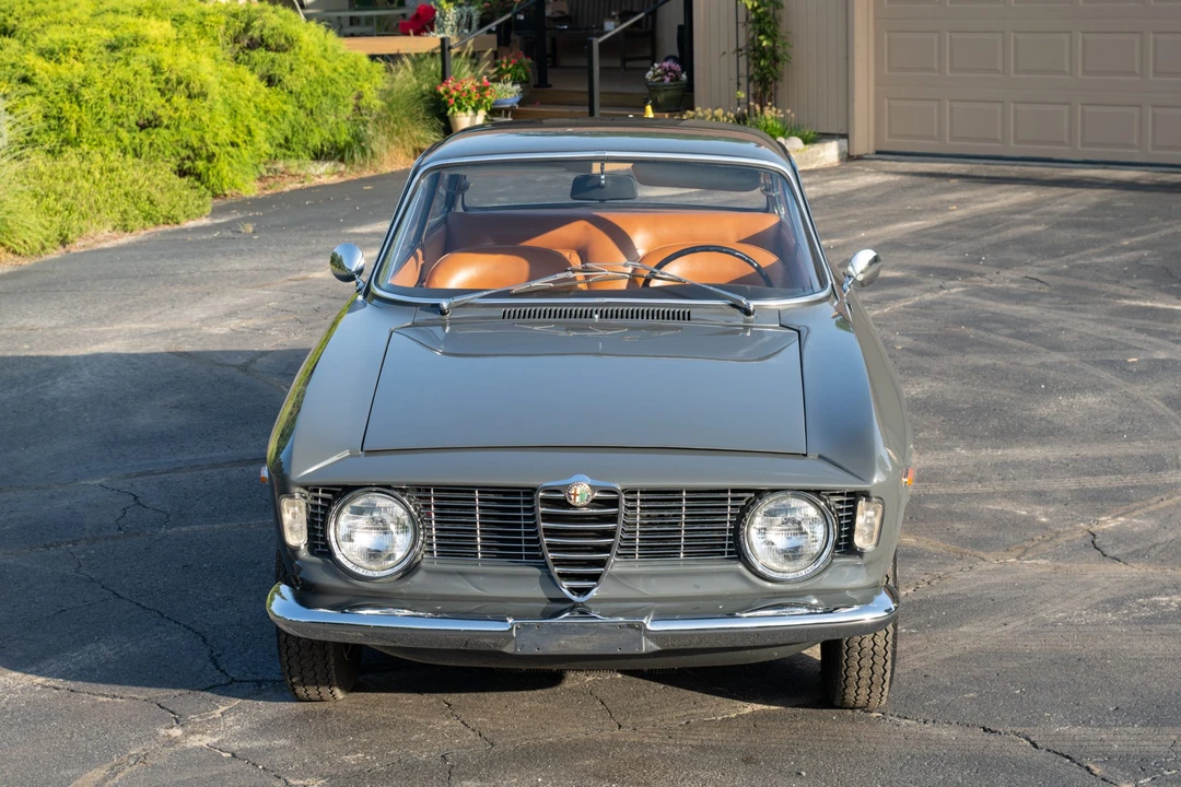 1965 Alfa Romeo Giulia Sprint GT - Image 6 of 31