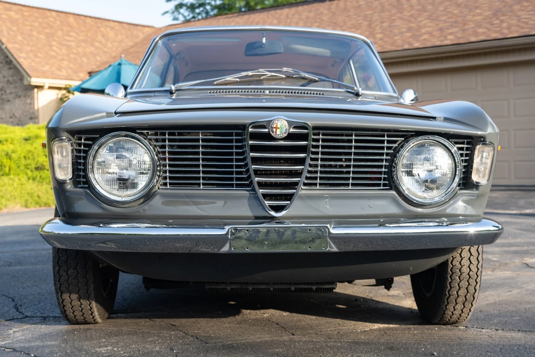 1965 Alfa Romeo Giulia Sprint GT - Image 4 of 31