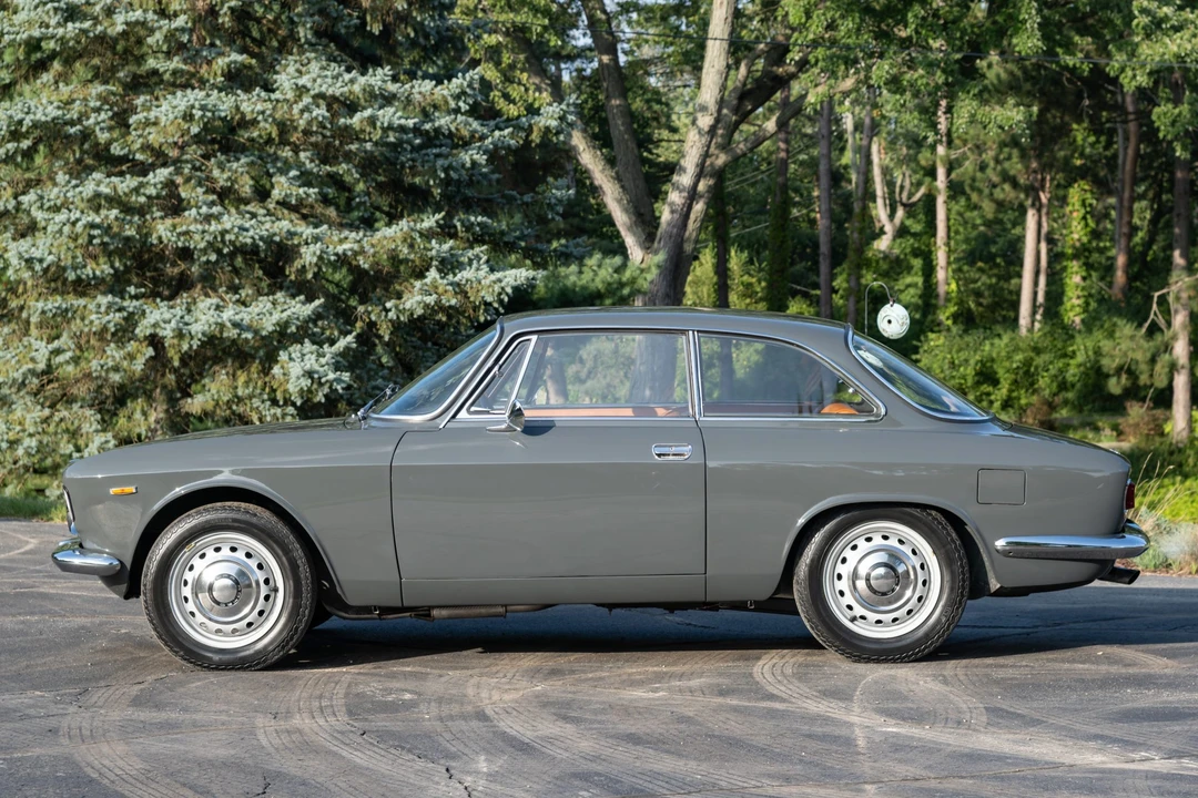 1965 Alfa Romeo Giulia Sprint GT - Image 15 of 31