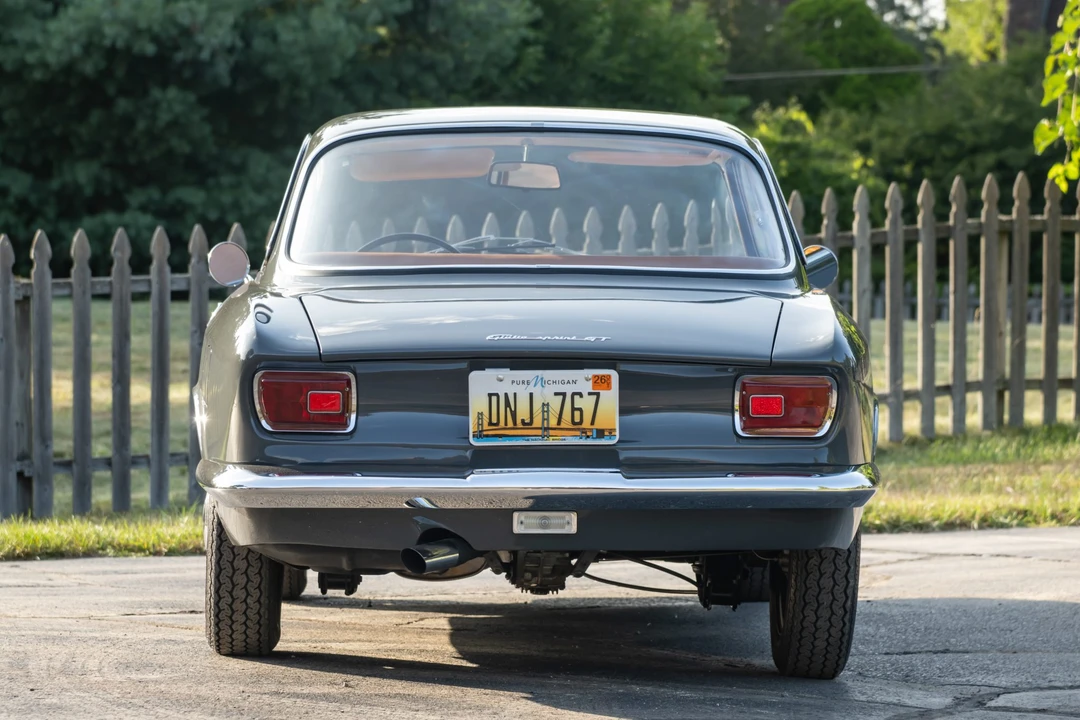 1965 Alfa Romeo Giulia Sprint GT - Image 12 of 31