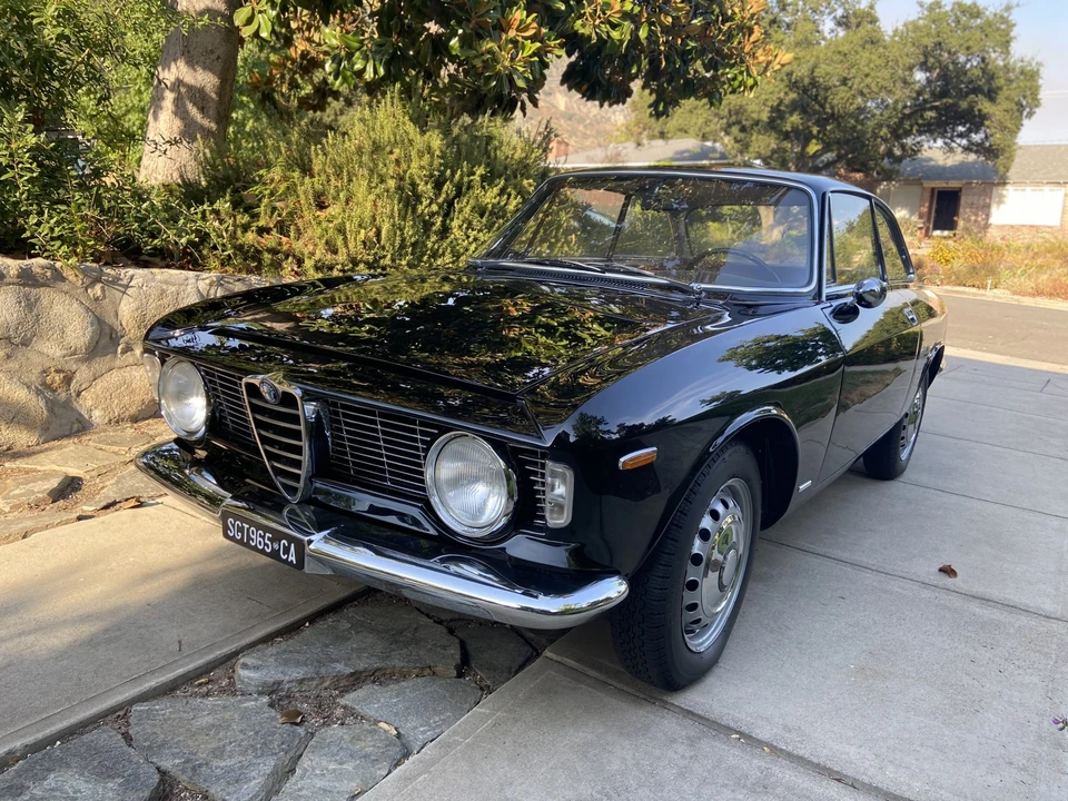 1965 Alfa Romeo Giulia Sprint GT - Image 4 of 31