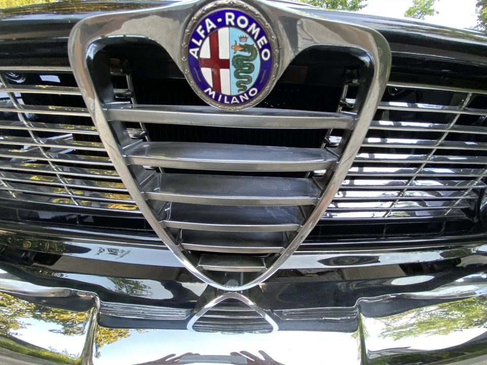 1965 Alfa Romeo Giulia Sprint GT - Image 25 of 31