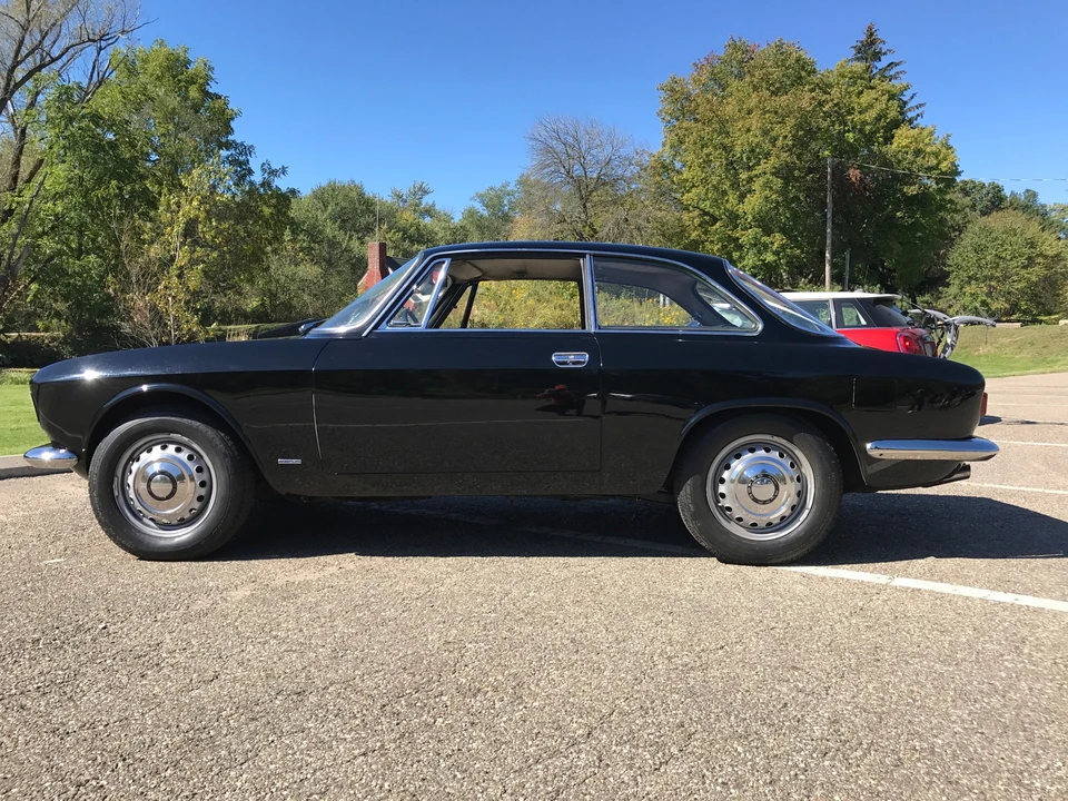 1965 Alfa Romeo Giulia Sprint GT - Image 7 of 31