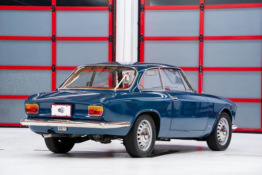 1965 Alfa Romeo Giulia Sprint GT - Image 16 of 31