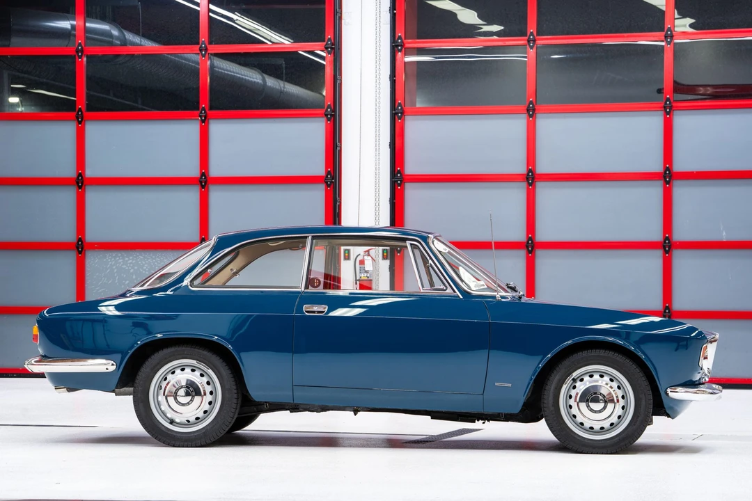 1965 Alfa Romeo Giulia Sprint GT - Image 17 of 31
