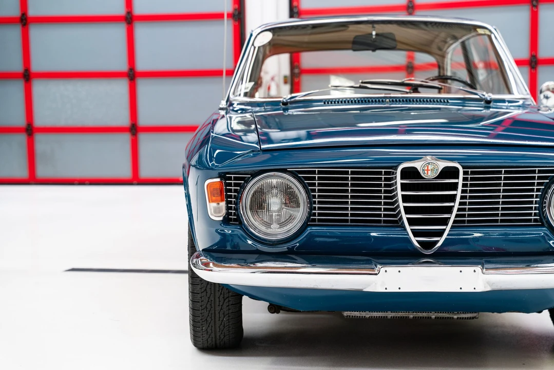 1965 Alfa Romeo Giulia Sprint GT - Image 28 of 31