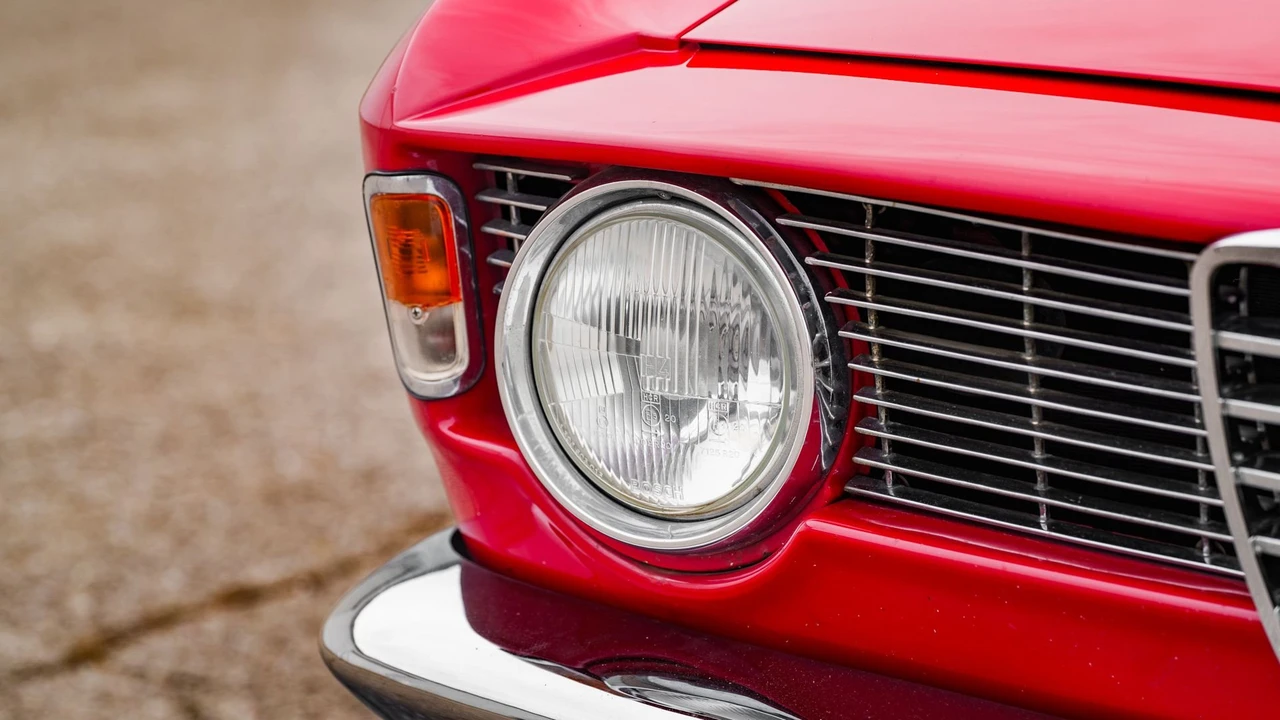 1965 Alfa Romeo Giulia Sprint GT - Image 30 of 31
