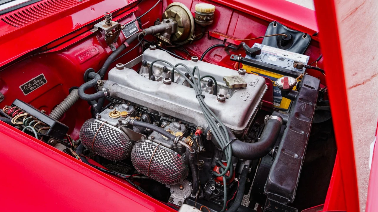 1965 Alfa Romeo Giulia Sprint GT - Image 7 of 31