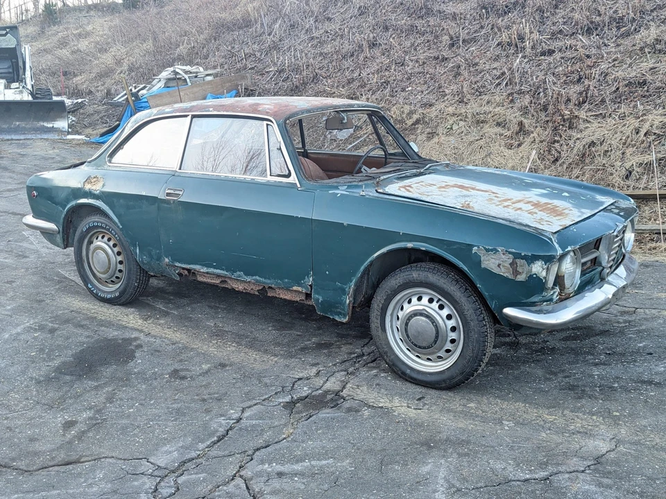1965 Alfa Romeo Giulia Sprint GT - Image 29 of 31
