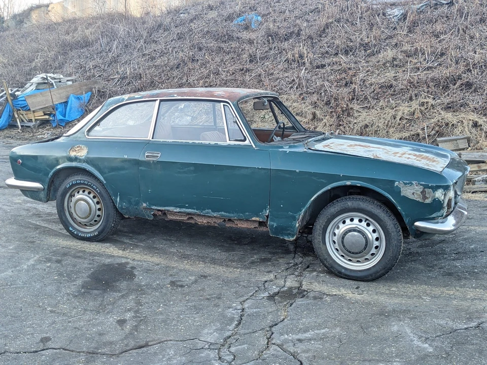1965 Alfa Romeo Giulia Sprint GT - Image 28 of 31