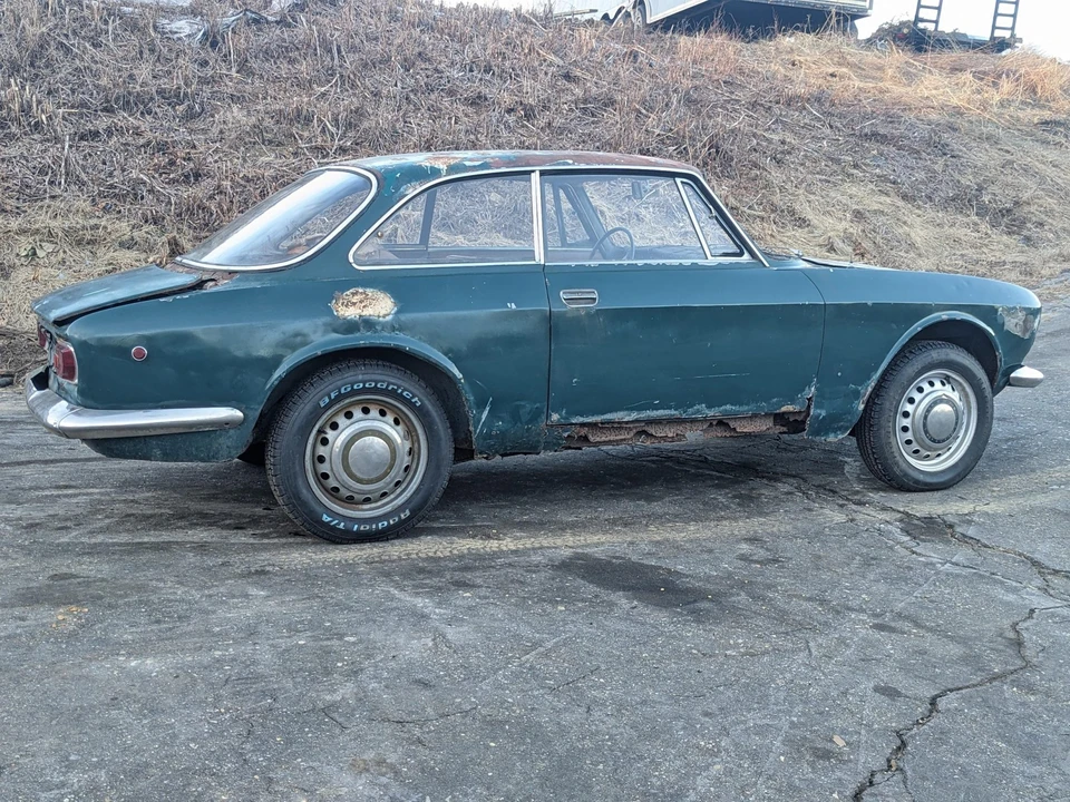 1965 Alfa Romeo Giulia Sprint GT - Image 24 of 31