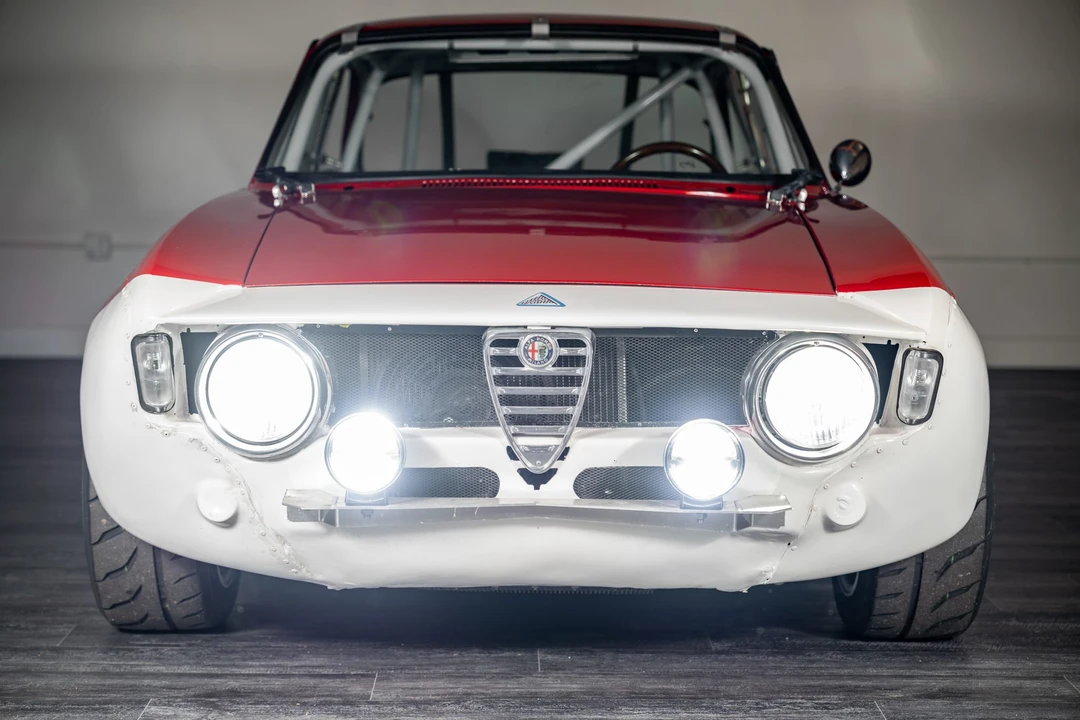 1965 Alfa Romeo Giulia Sprint GT - Image 11 of 31