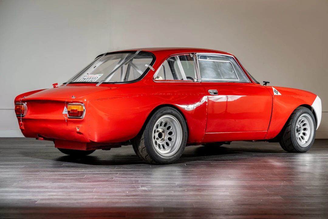 1965 Alfa Romeo Giulia Sprint GT - Image 4 of 31