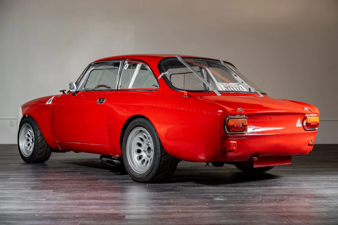 1965 Alfa Romeo Giulia Sprint GT - Image 6 of 31