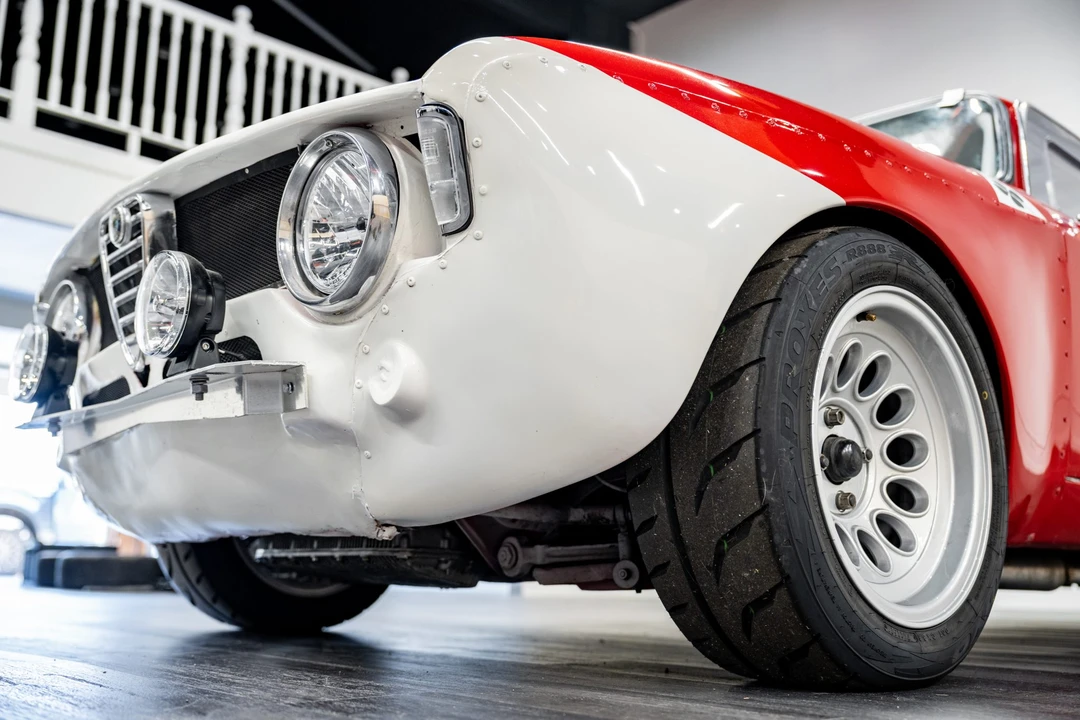 1965 Alfa Romeo Giulia Sprint GT - Image 14 of 31