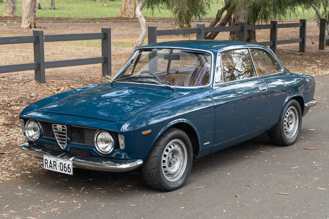 1965 Alfa Romeo Giulia Sprint GT Veloce - Image 3 of 21