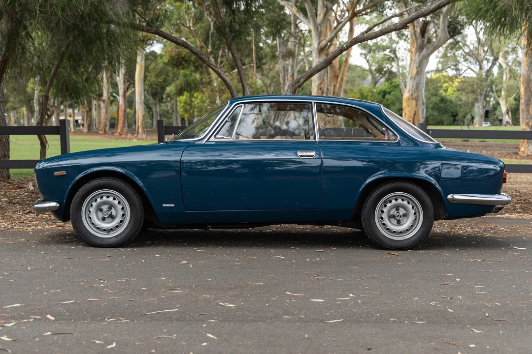 1965 Alfa Romeo Giulia Sprint GT Veloce - Image 12 of 21