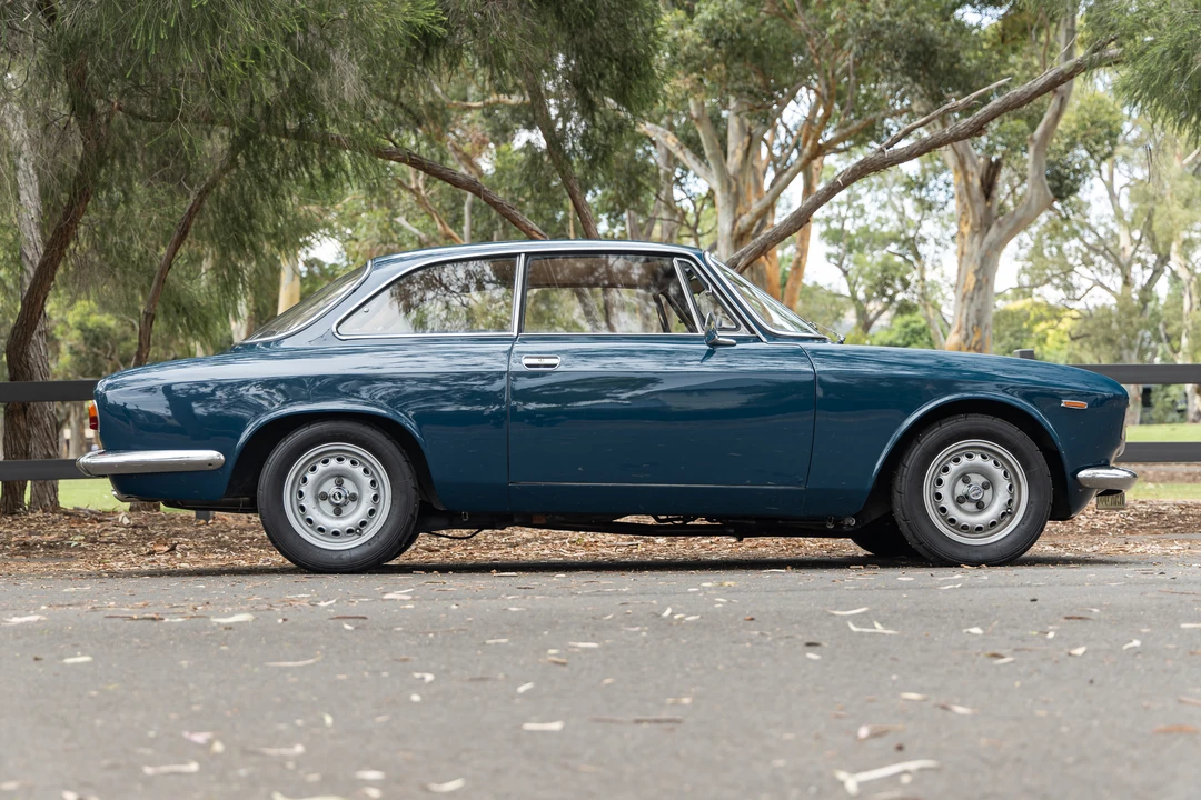 1965 Alfa Romeo Giulia Sprint GT Veloce - Image 16 of 21
