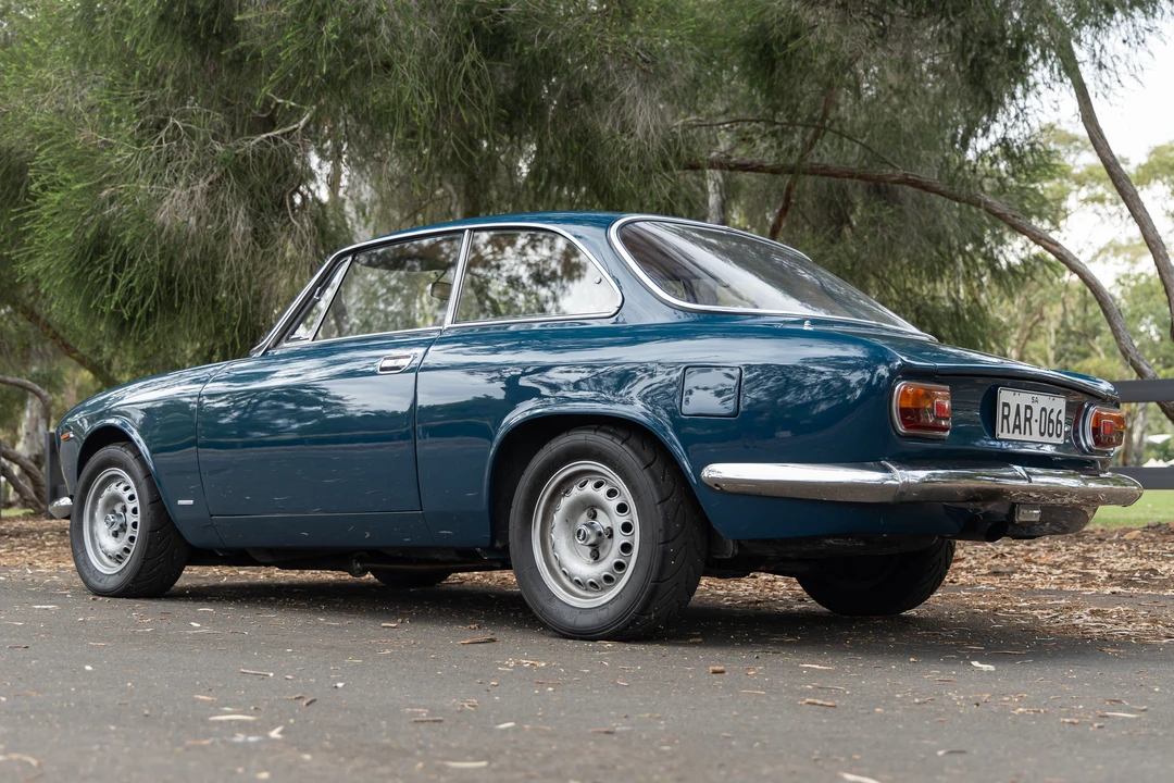 1965 Alfa Romeo Giulia Sprint GT Veloce - Image 21 of 21