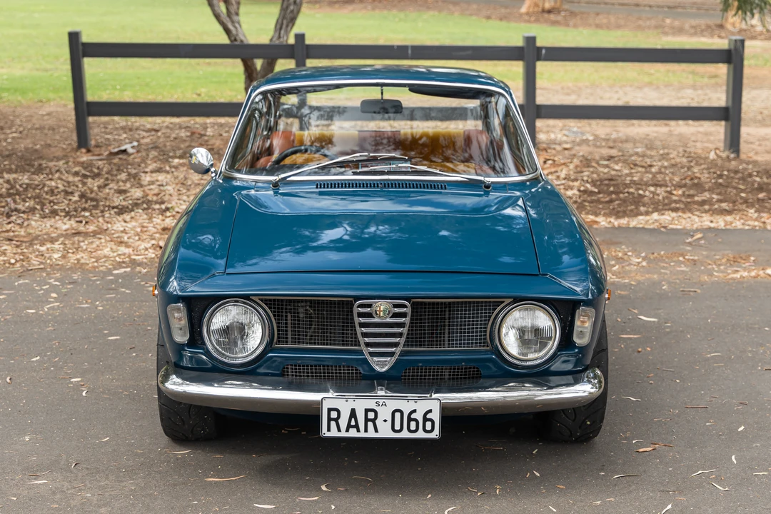 1965 Alfa Romeo Giulia Sprint GT Veloce - Image 2 of 21