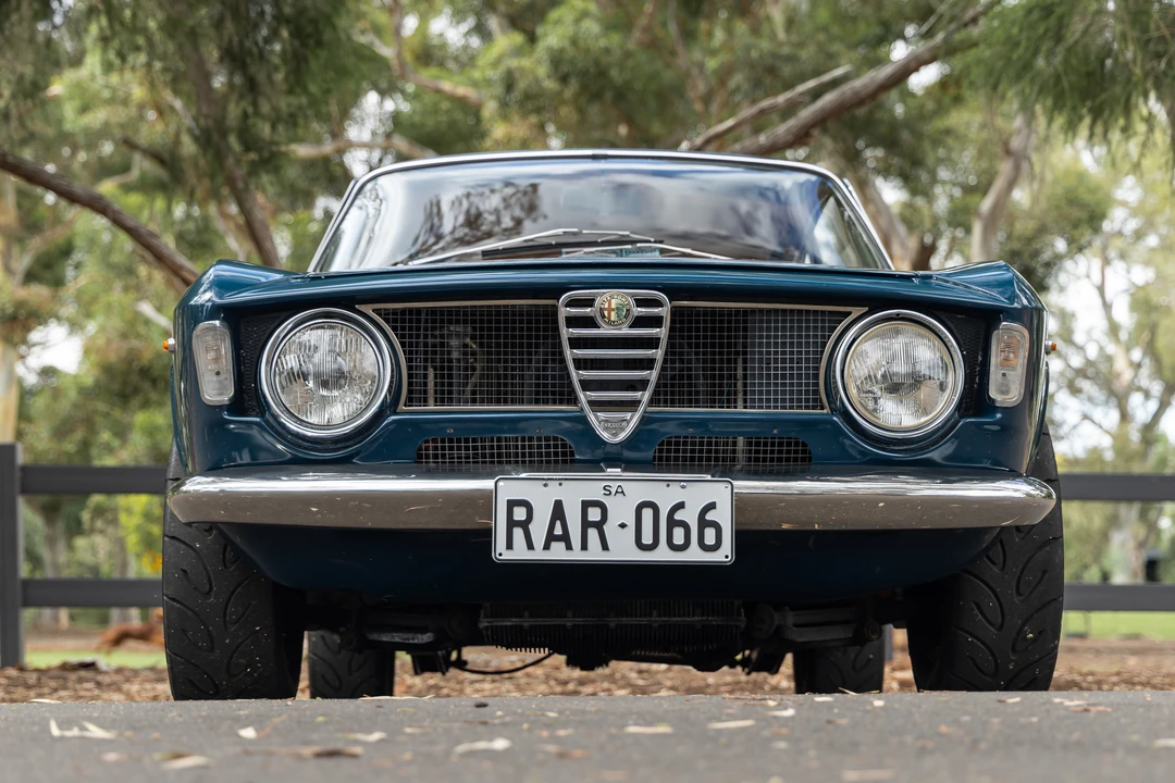 1965 Alfa Romeo Giulia Sprint GT Veloce - Image 18 of 21