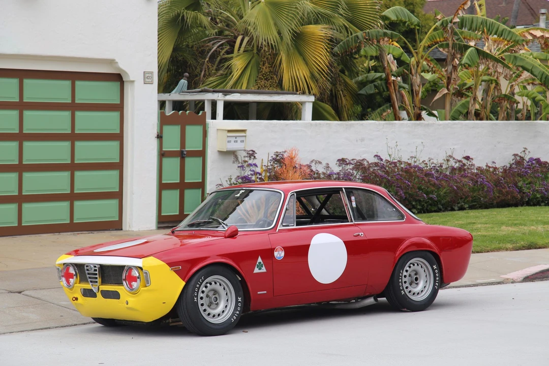 1965 Alfa Romeo Giulia Sprint GTA - Image 2 of 31