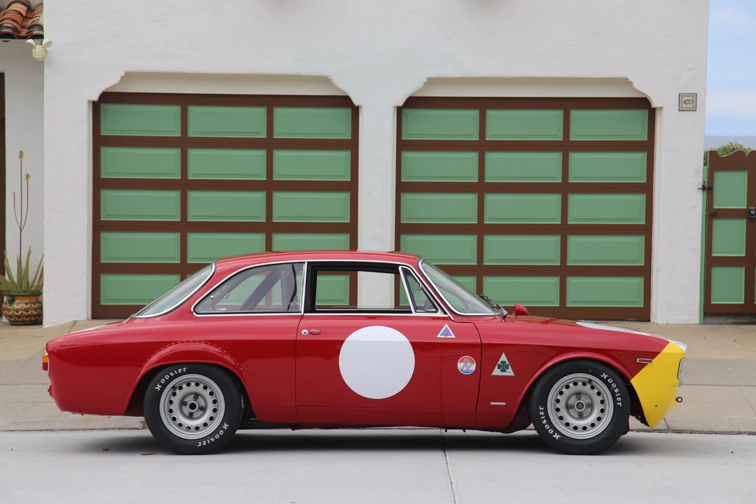 1965 Alfa Romeo Giulia Sprint GTA - Image 14 of 31