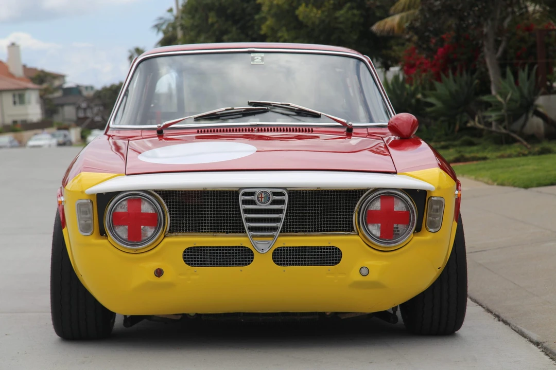 1965 Alfa Romeo Giulia Sprint GTA - Image 8 of 31