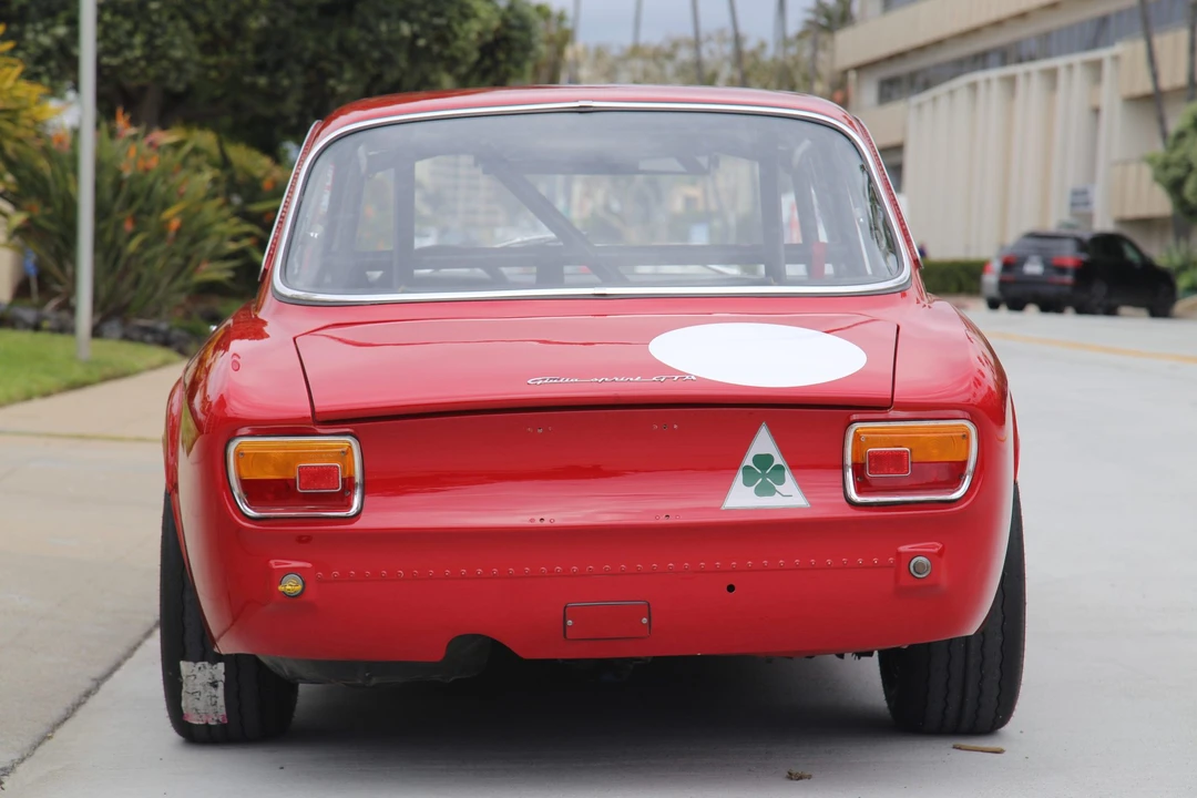 1965 Alfa Romeo Giulia Sprint GTA - Image 20 of 31