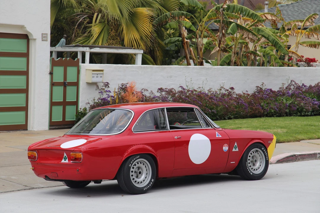 1965 Alfa Romeo Giulia Sprint GTA - Image 16 of 31