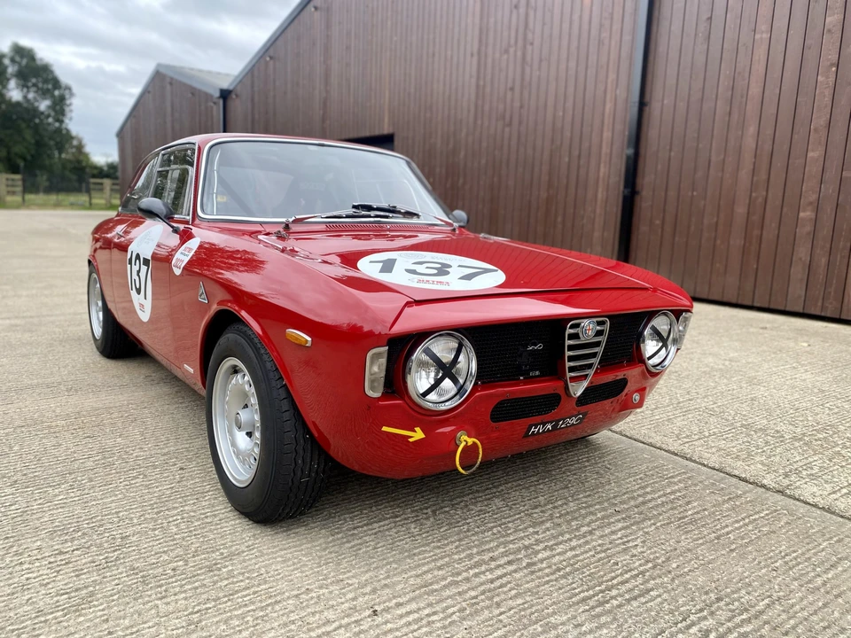 1965 Alfa Romeo Giulia Sprint GTA - Image 6 of 31