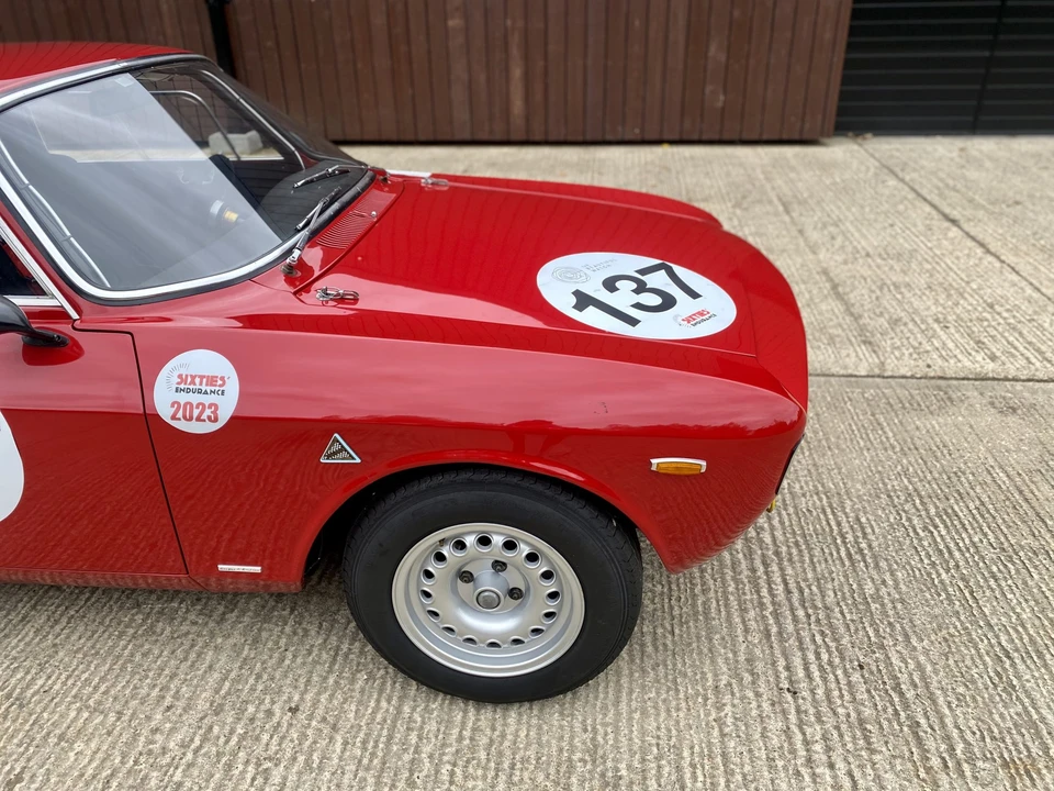 1965 Alfa Romeo Giulia Sprint GTA - Image 12 of 31