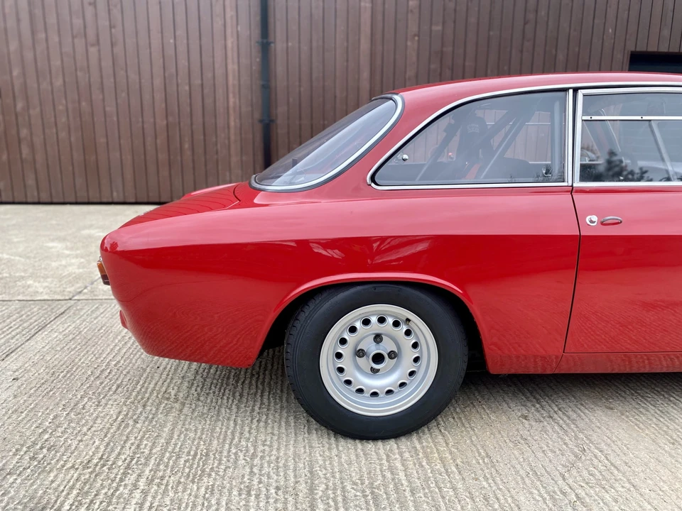 1965 Alfa Romeo Giulia Sprint GTA - Image 10 of 31
