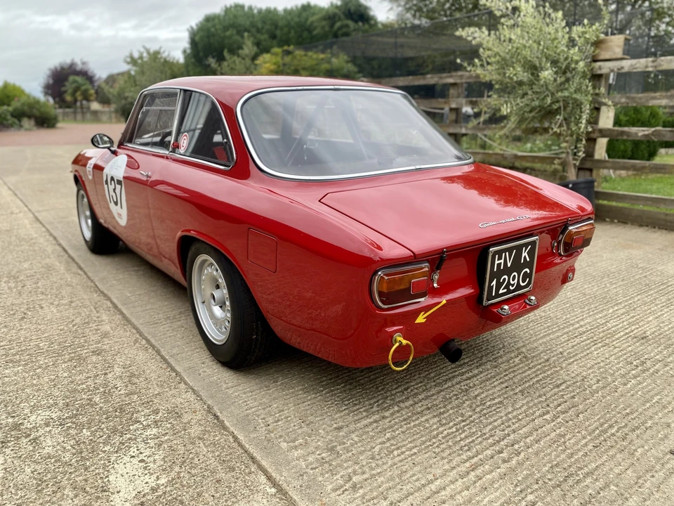 1965 Alfa Romeo Giulia Sprint GTA - Image 9 of 31