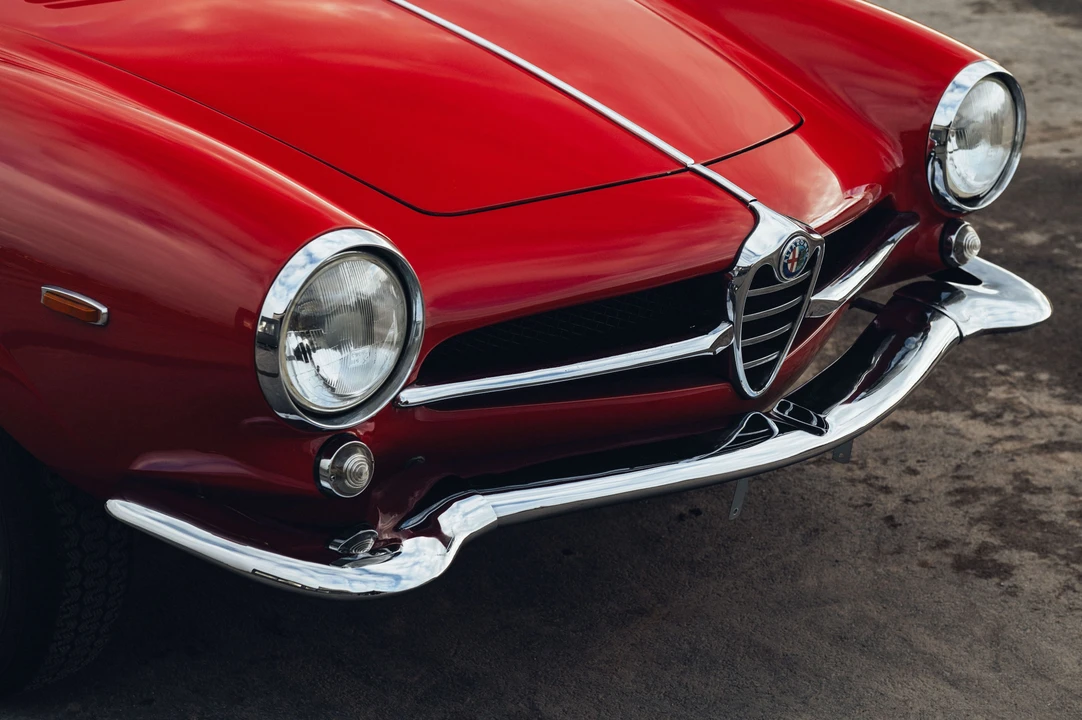 1965 Alfa Romeo Giulietta Sprint Speciale - Image 30 of 31