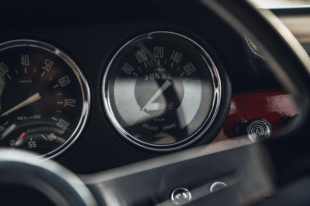 1965 Alfa Romeo Giulietta Sprint Speciale - Image 19 of 31