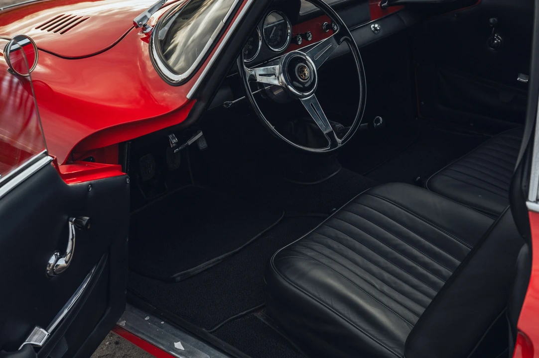 1965 Alfa Romeo Giulietta Sprint Speciale - Image 8 of 31