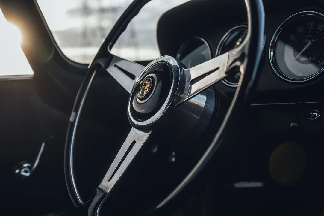 1965 Alfa Romeo Giulietta Sprint Speciale - Image 13 of 31