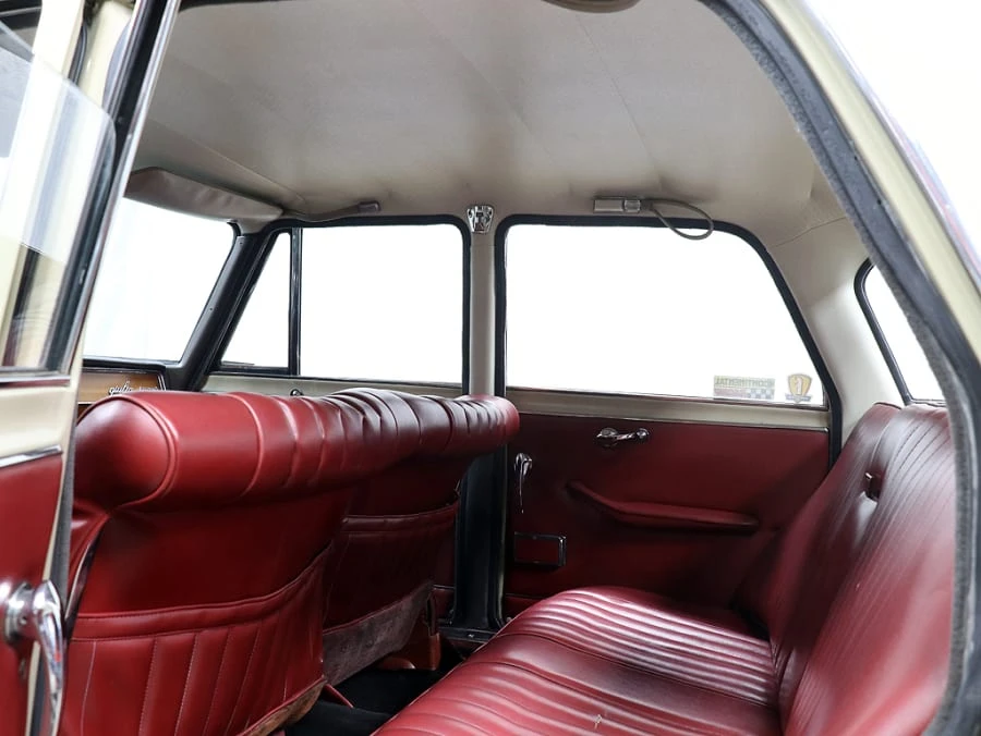 1965 Alfa Romeo Giulia - Image 11 of 15