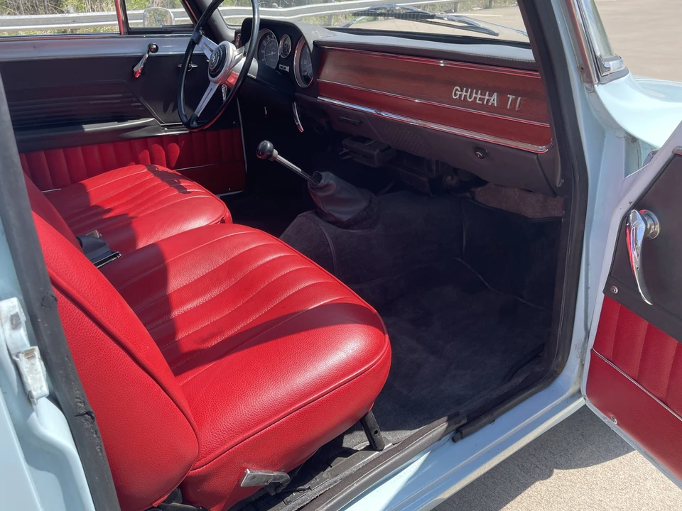 1965 Alfa Romeo Giulia Sprint GT - Image 31 of 31
