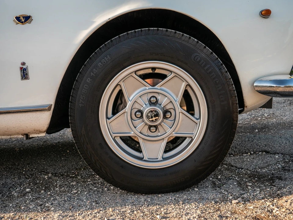 1965 Alfa Romeo 102-Series 2000 - Image 12 of 30