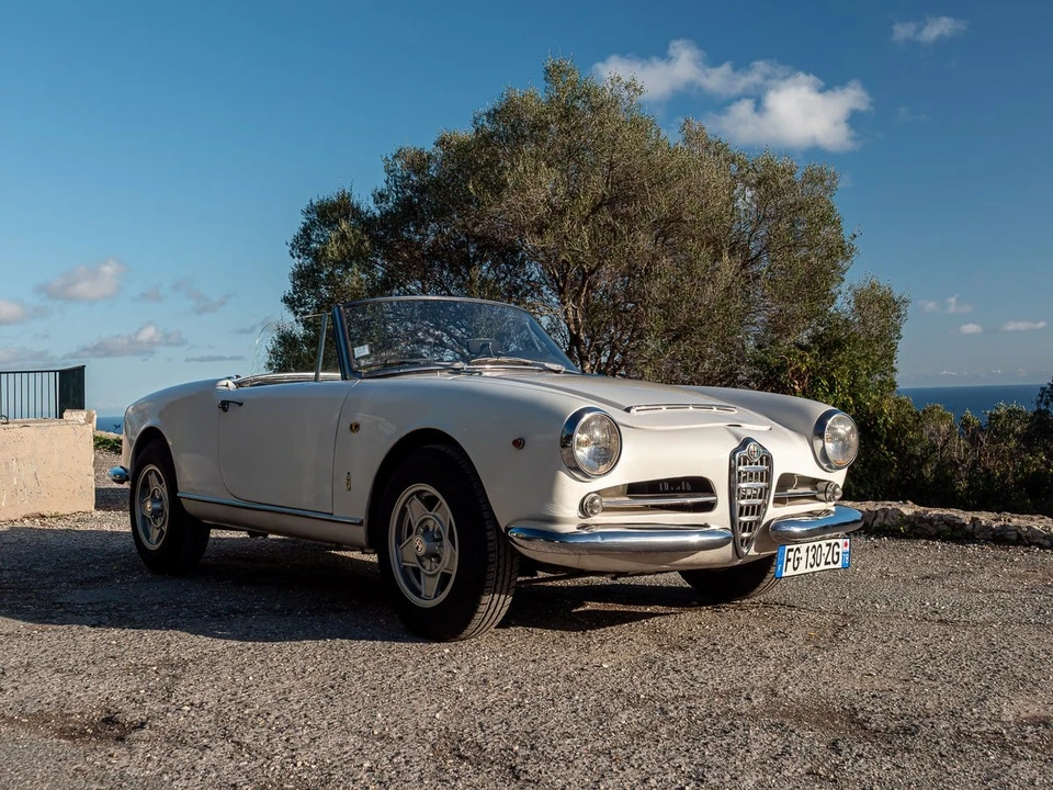 1965 Alfa Romeo 102-Series 2000 - Image 8 of 30