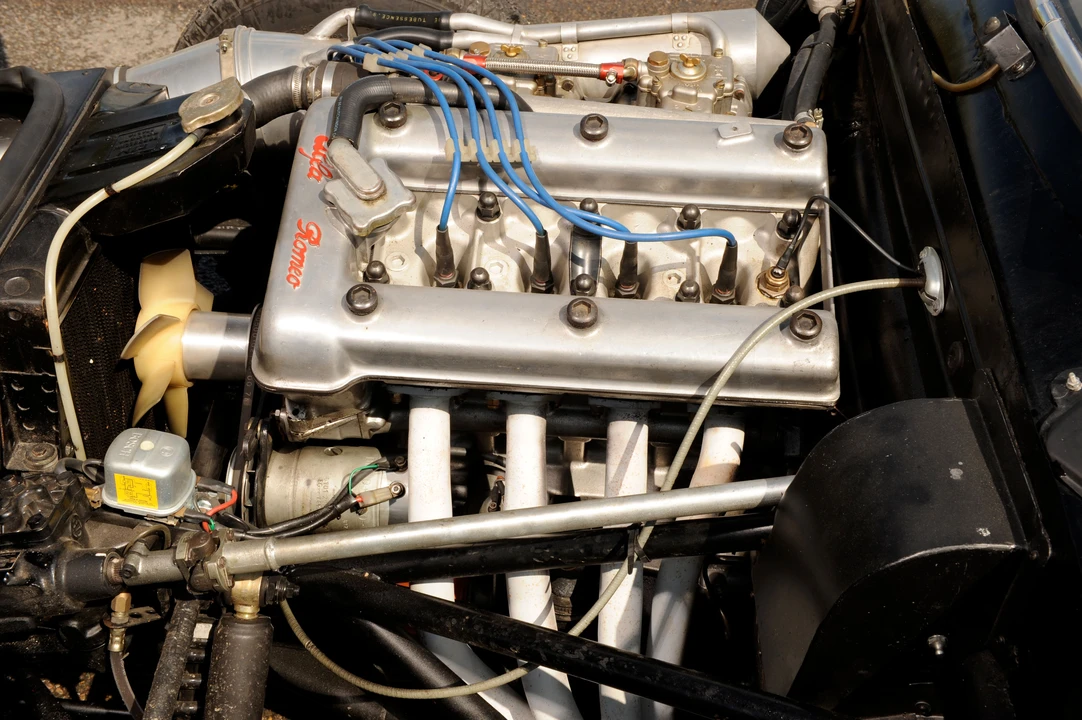 1965 Alfa Romeo 2600 - Image 7 of 24
